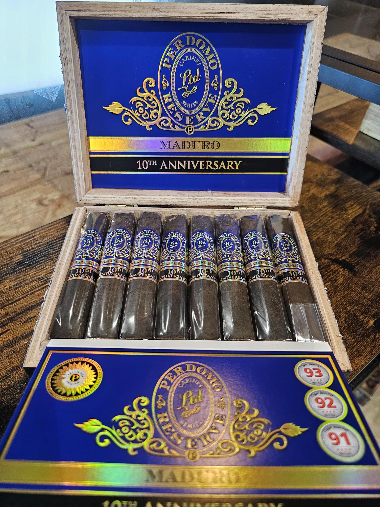 Perdomo Reserve Maduro Super Toro (Single Stick)