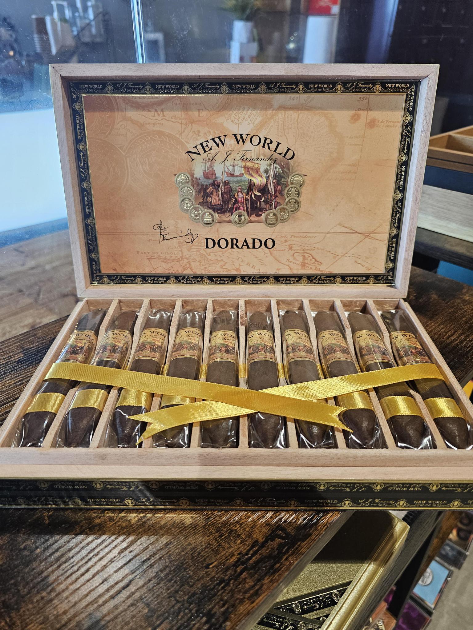 AJF New World Dorado Figurado