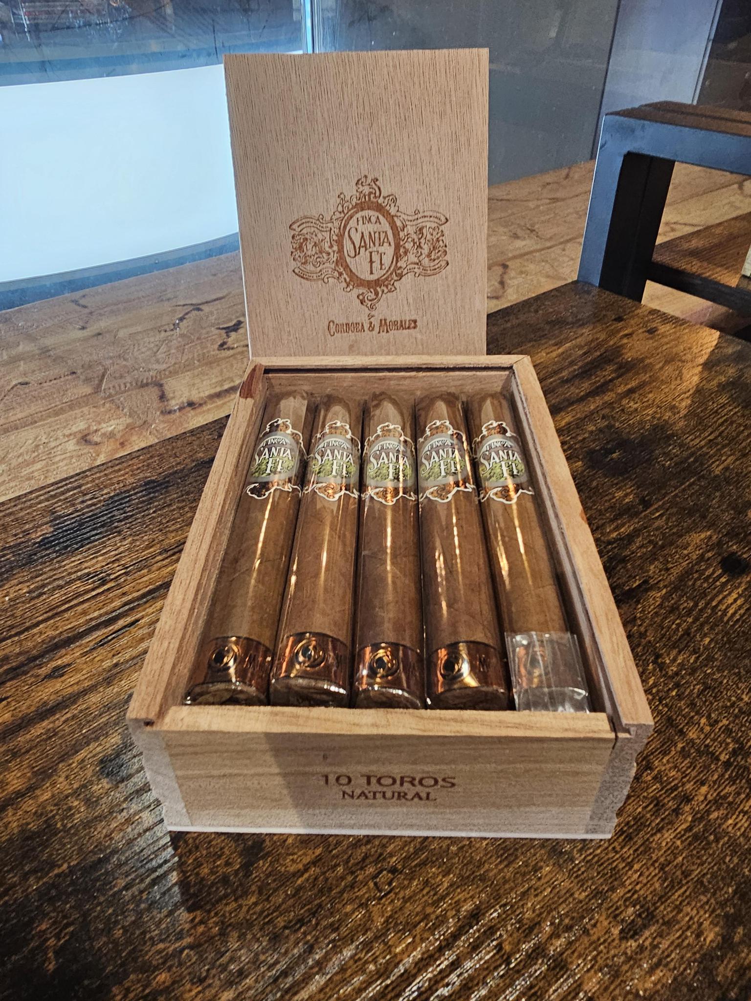 Cordoba & Morales Finca Sante Fe Natural (Box)