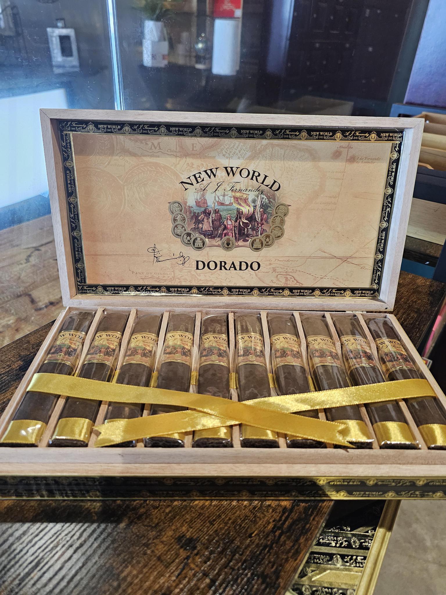AJF New World Dorado Robusto