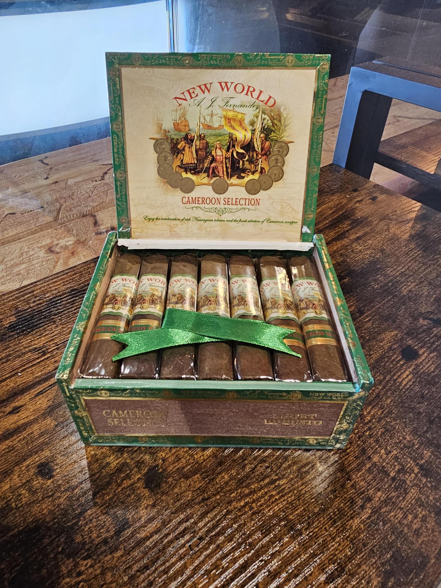 AJF New World Cameroon Short Robusto