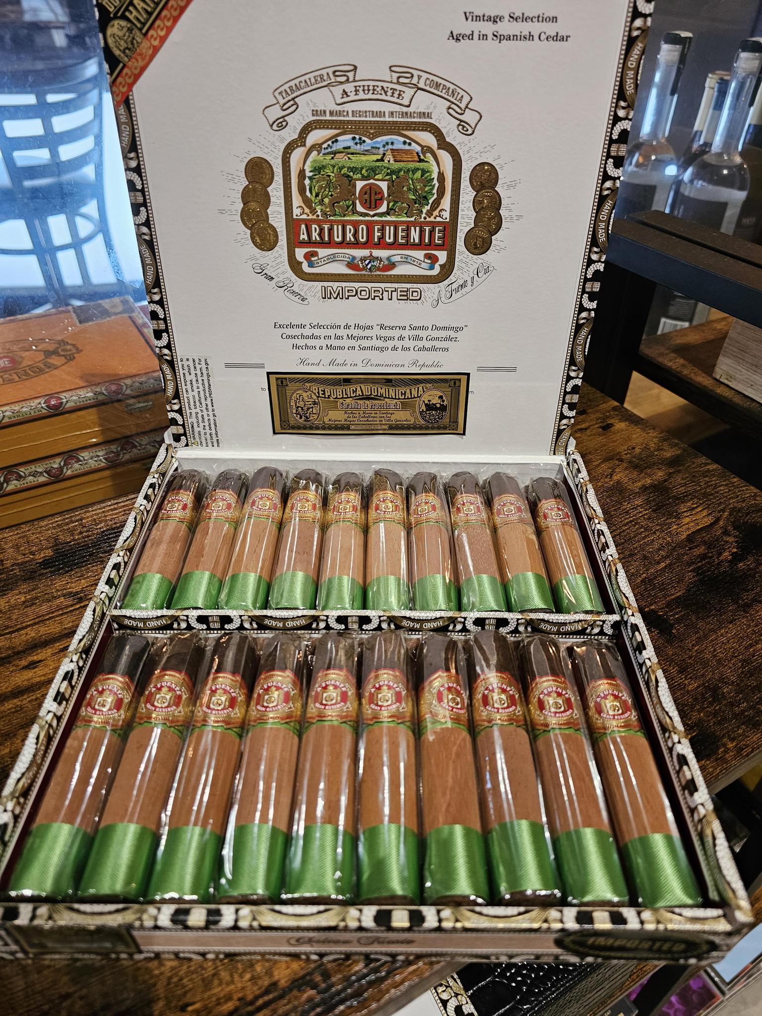 -Fuente Chateau Maduro (Single Stick)