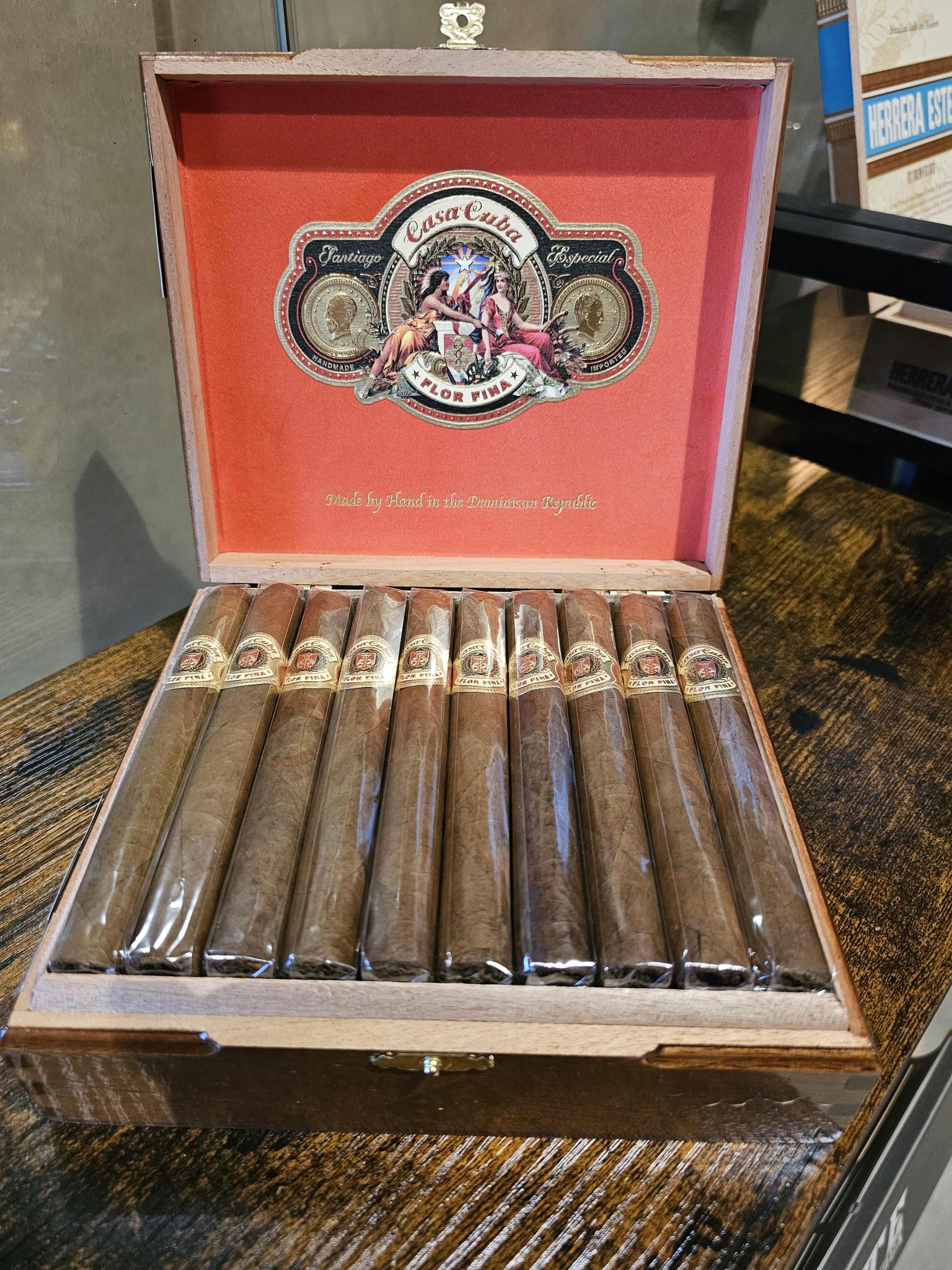 -Fuente Casa Cuba Doble Tres (Box)