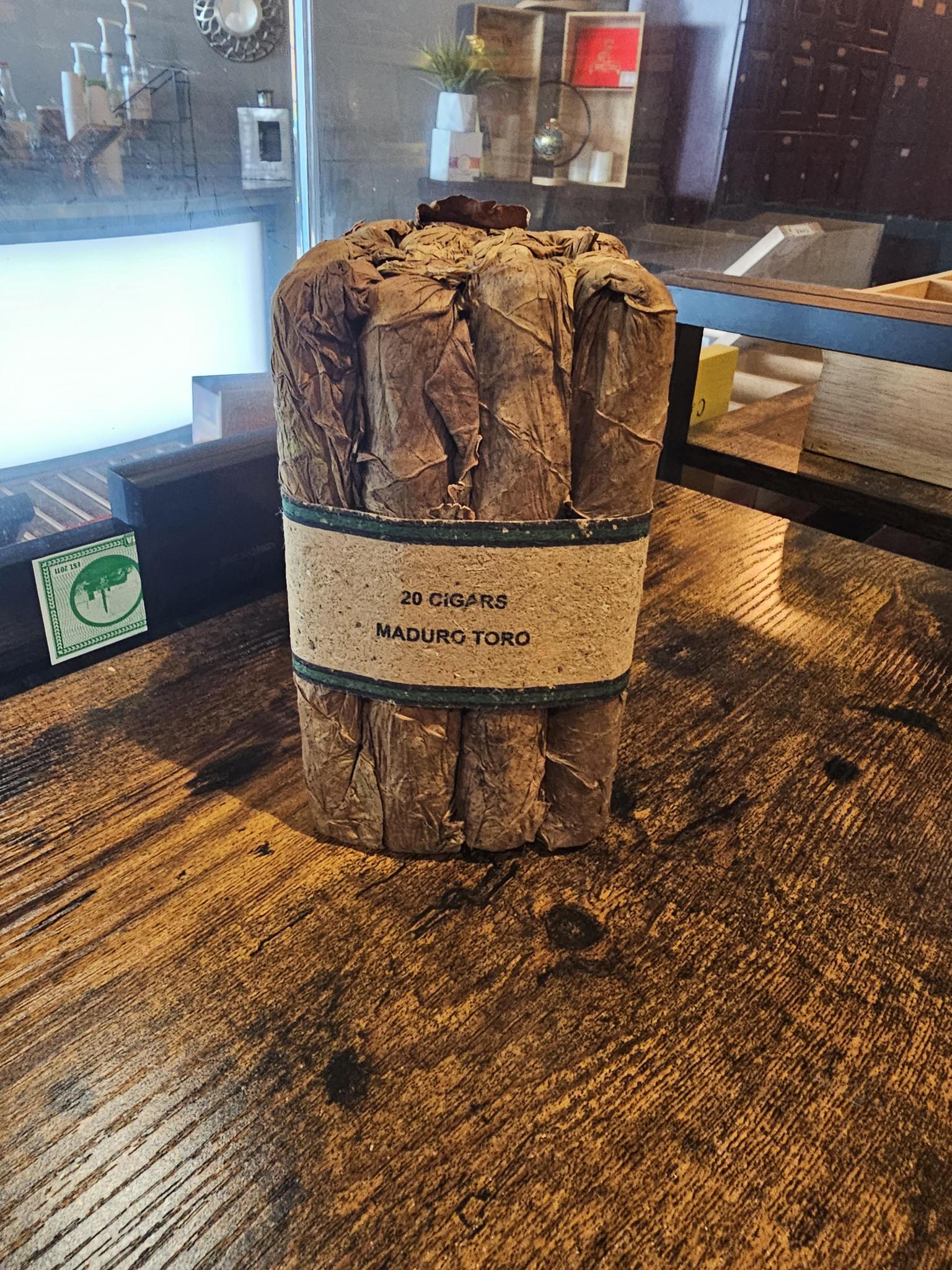 -OV Leaf Maduro Toro