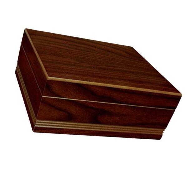 The Duke 30/40 humidor